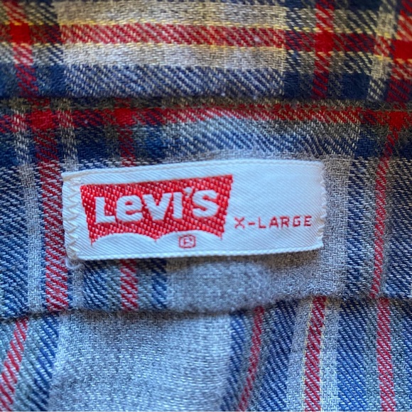 Vintage Levi’s 80’s Button up Men’s Shirt. USA. Size XL. - Picture 14 of 16